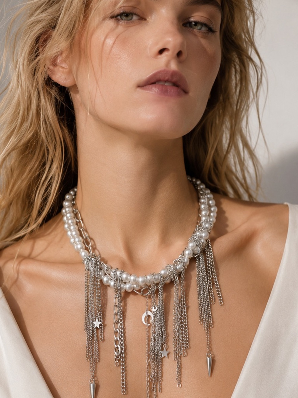 Pearl and Silver Fringe Necklace - White/Silver